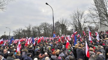Crise parlementaire en Pologne : d'une tentative de limiter les médias à une Diète assiégée 