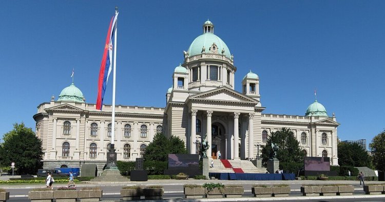 Législatives en Serbie : la violence en jeu